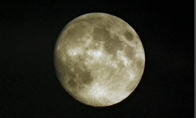 Moon[4].jpg